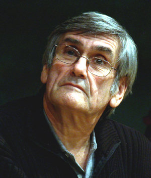 marshall looking up.jpg